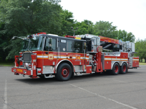 sideview of Tower Ladder 14